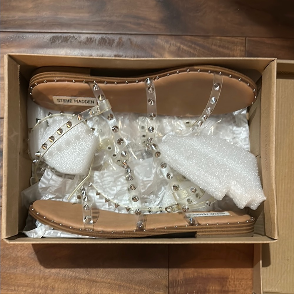 Steve Madden Women's Clear Studded Sandals NWT Size 10